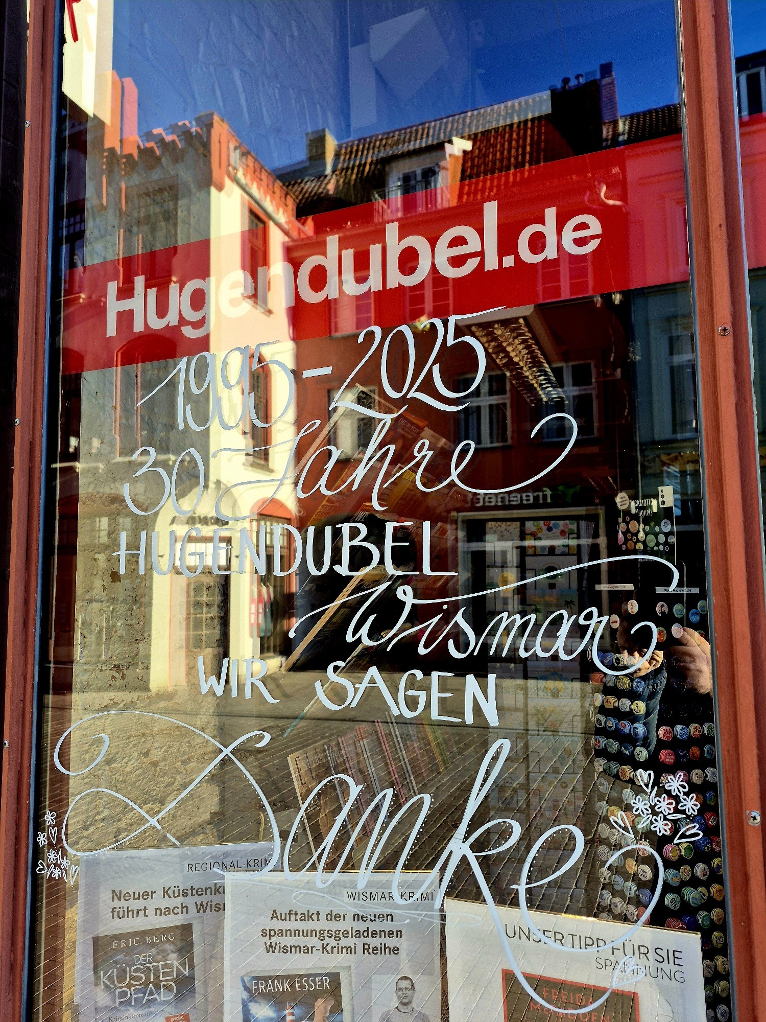 75 Jahre Bücher, Menschen und Geschichten in Stralsund +++ 30 Jahre Lesefreude und eine Welt voller Bücher in Wismar